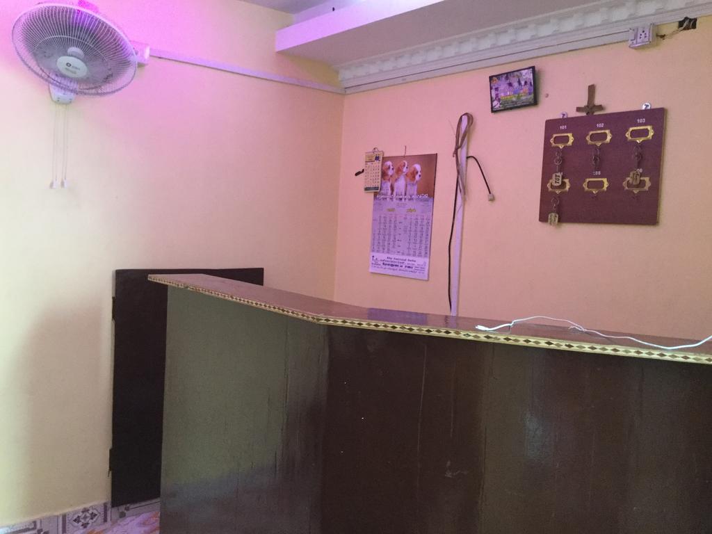 Auro Guest House Pondicherry Exterior photo